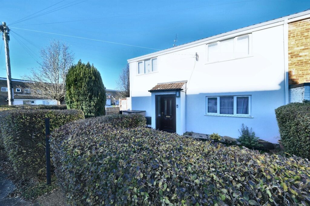 Long Leaves, Stevenage