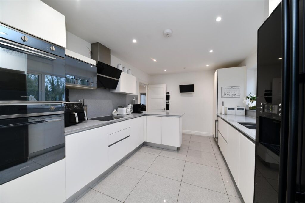 Chestnut Walk, Stevenage