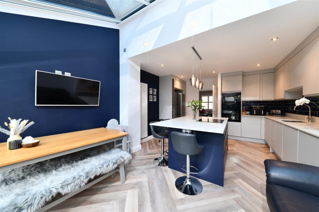 Cleveland Way, Stevenage