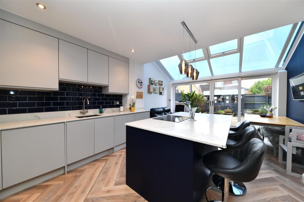 Cleveland Way, Stevenage