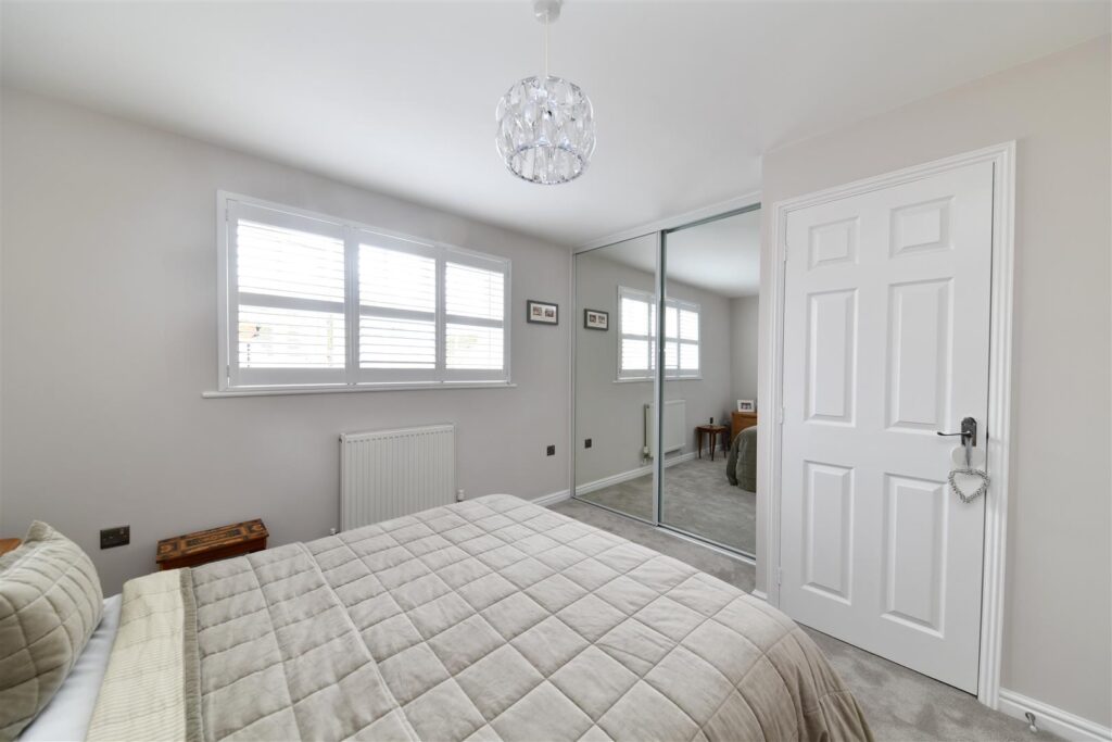 Cleveland Way, Stevenage