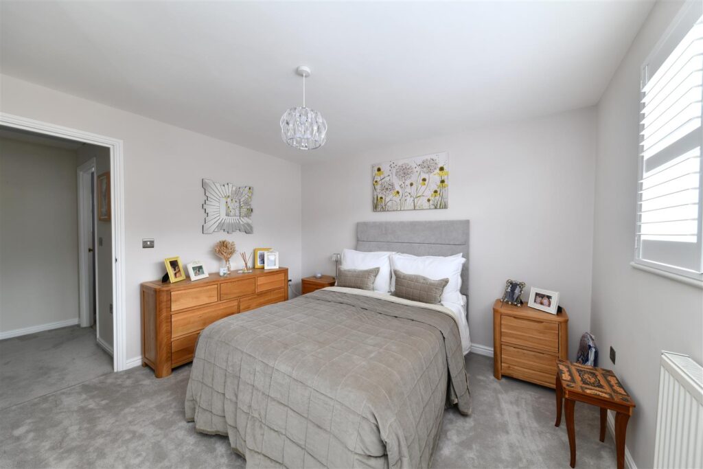 Cleveland Way, Stevenage