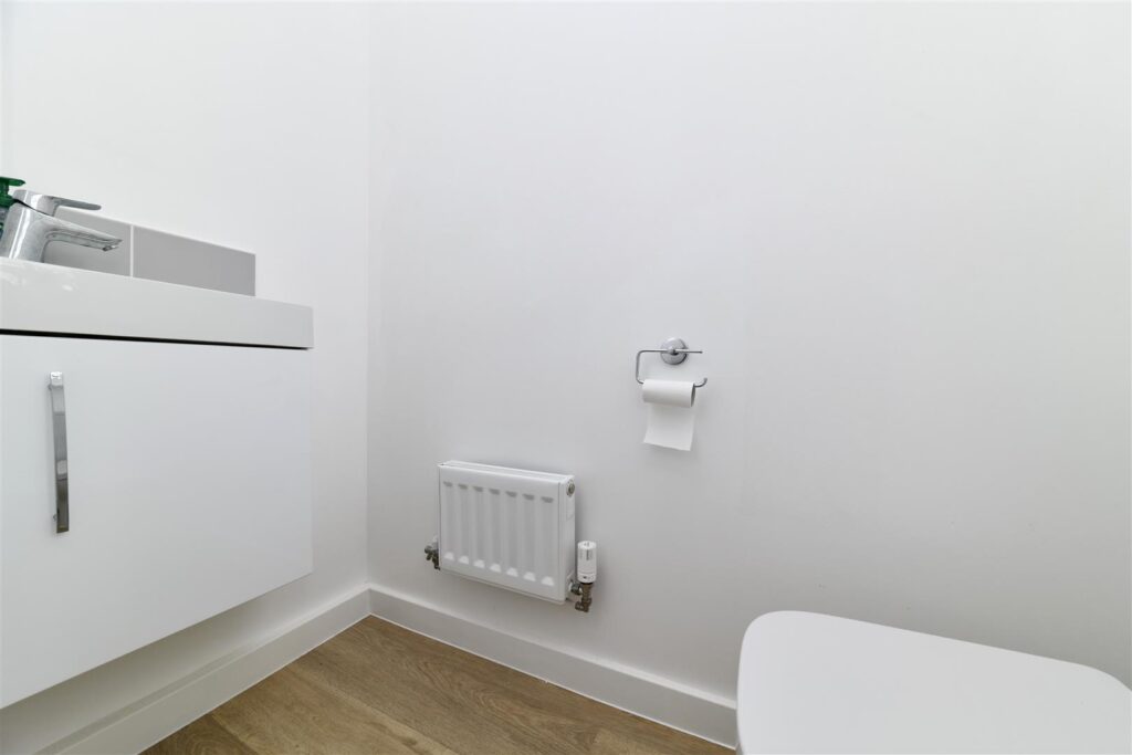 Dunnock Close, Knebworth