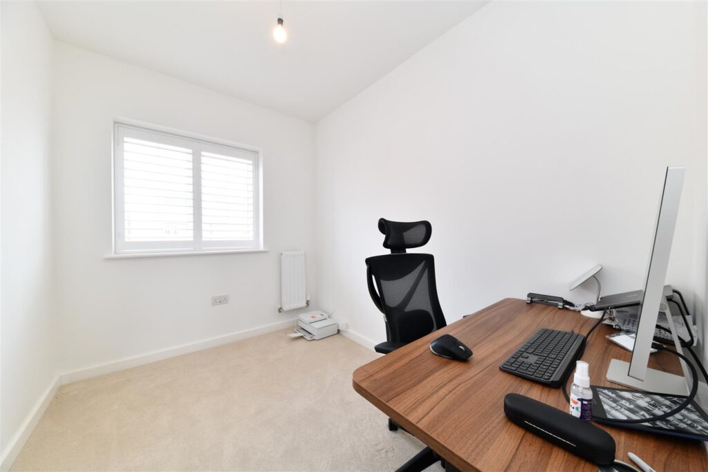 Dunnock Close, Knebworth