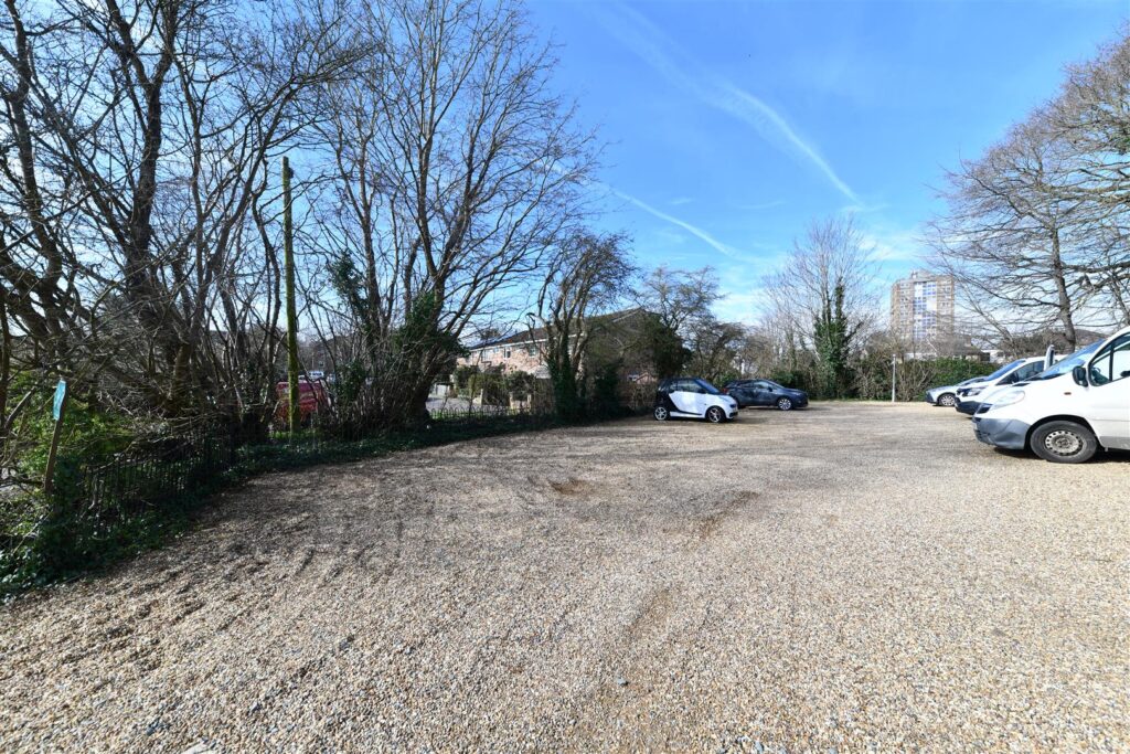 Chatsworth Court, Stevenage