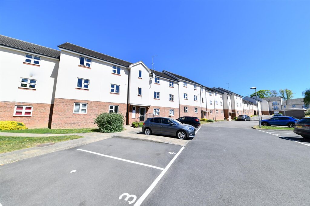 Gray Court, Stevenage