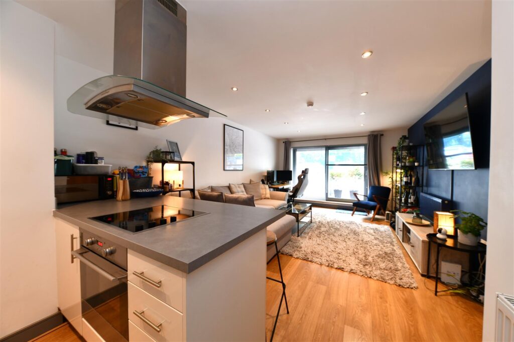 Monument Court, Woolners Way, Stevenage