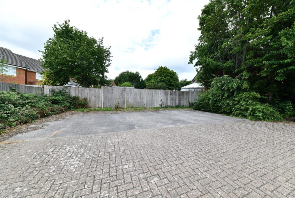 Wetherby Close, Stevenage