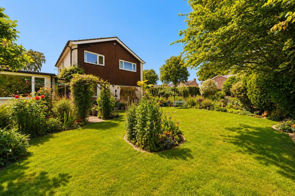 Whitney Drive, Stevenage