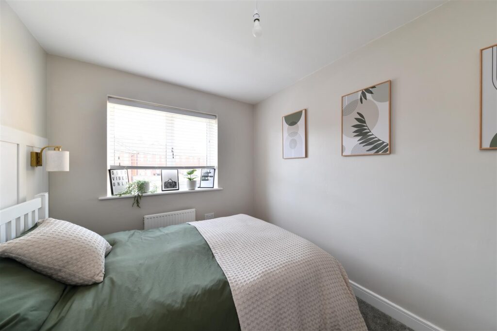 Lily Edge, Biggleswade
