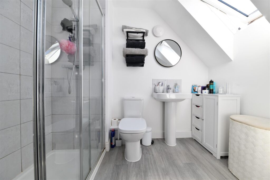 Lily Edge, Biggleswade