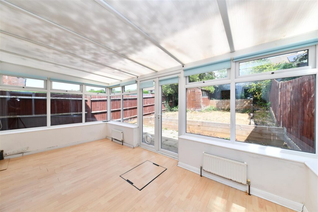 Chertsey Rise, Stevenage