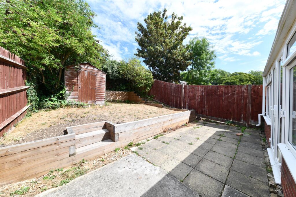 Chertsey Rise, Stevenage