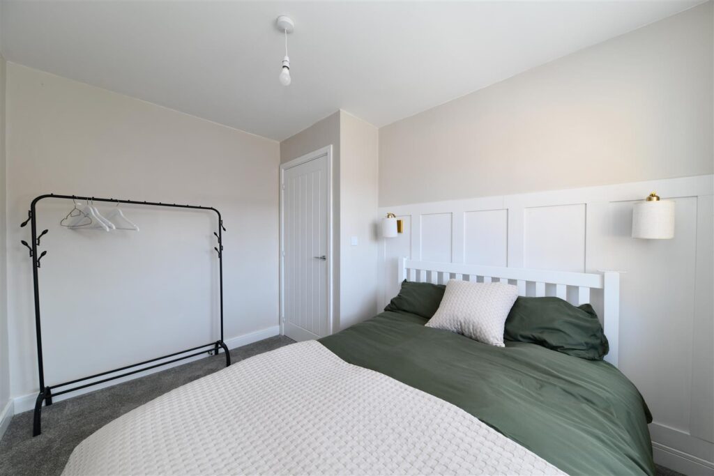 Lily Edge, Biggleswade