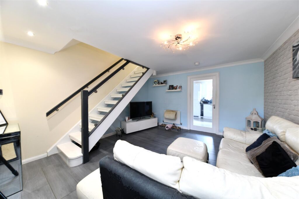 Cotswold Drive, Stevenage
