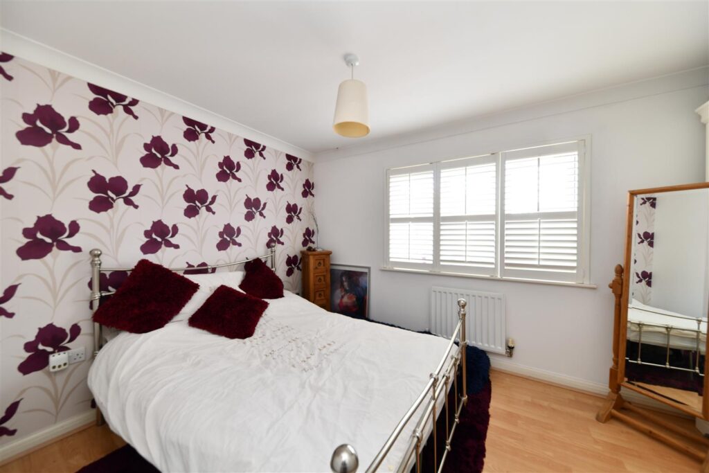 Cotswold Drive, Stevenage